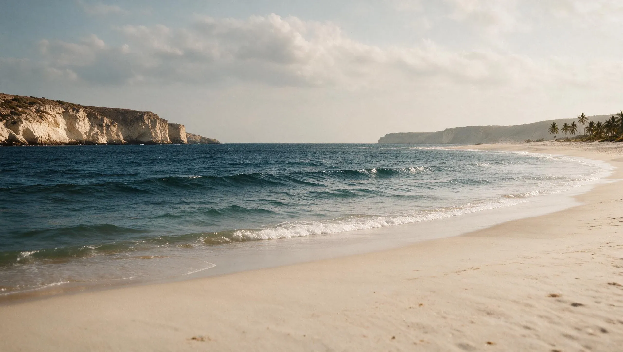 The white-sand beach in front of Mira Ocean Estates
